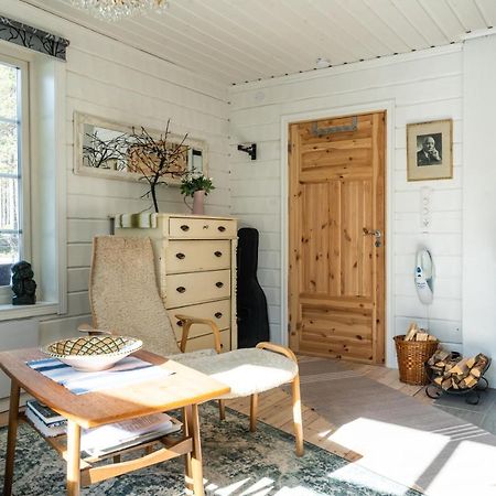 Torpet - Bed And Breakfast Med Charm Norrfjarden Extérieur photo
