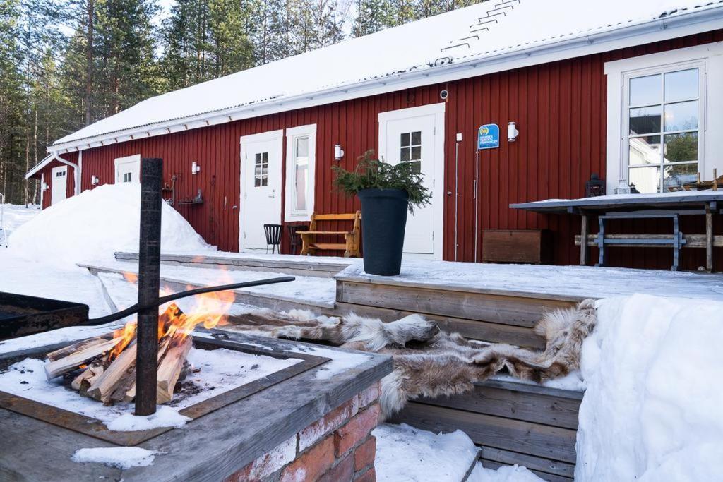 Torpet - Bed And Breakfast Med Charm Norrfjarden Extérieur photo